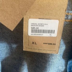Xl Brand new Levis jean jacket